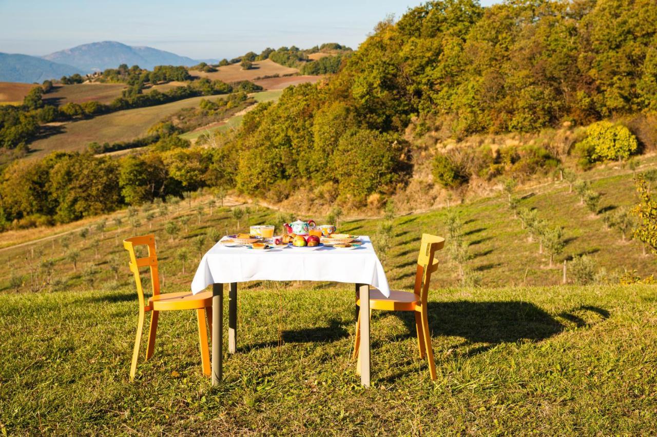 Tenuta Borgo Santa Cecilia Gubbio Extérieur photo