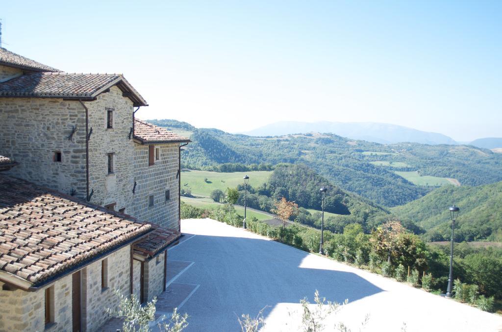 Tenuta Borgo Santa Cecilia Gubbio Extérieur photo