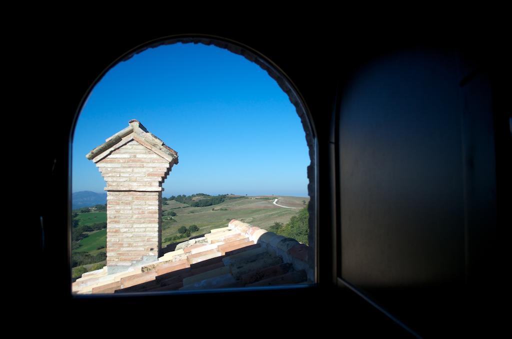 Tenuta Borgo Santa Cecilia Gubbio Extérieur photo
