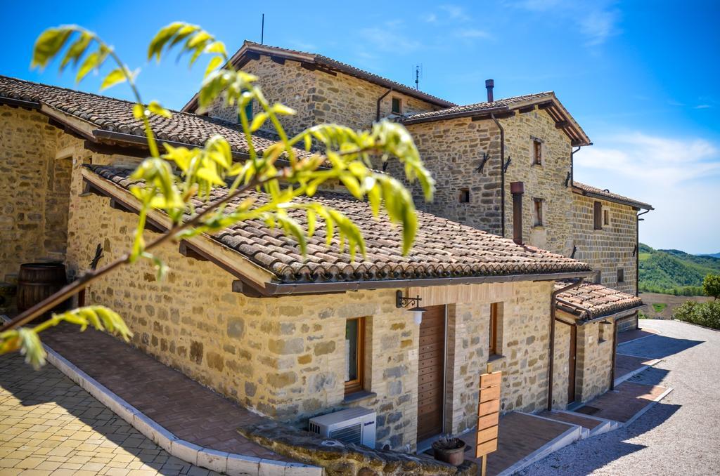 Tenuta Borgo Santa Cecilia Gubbio Extérieur photo