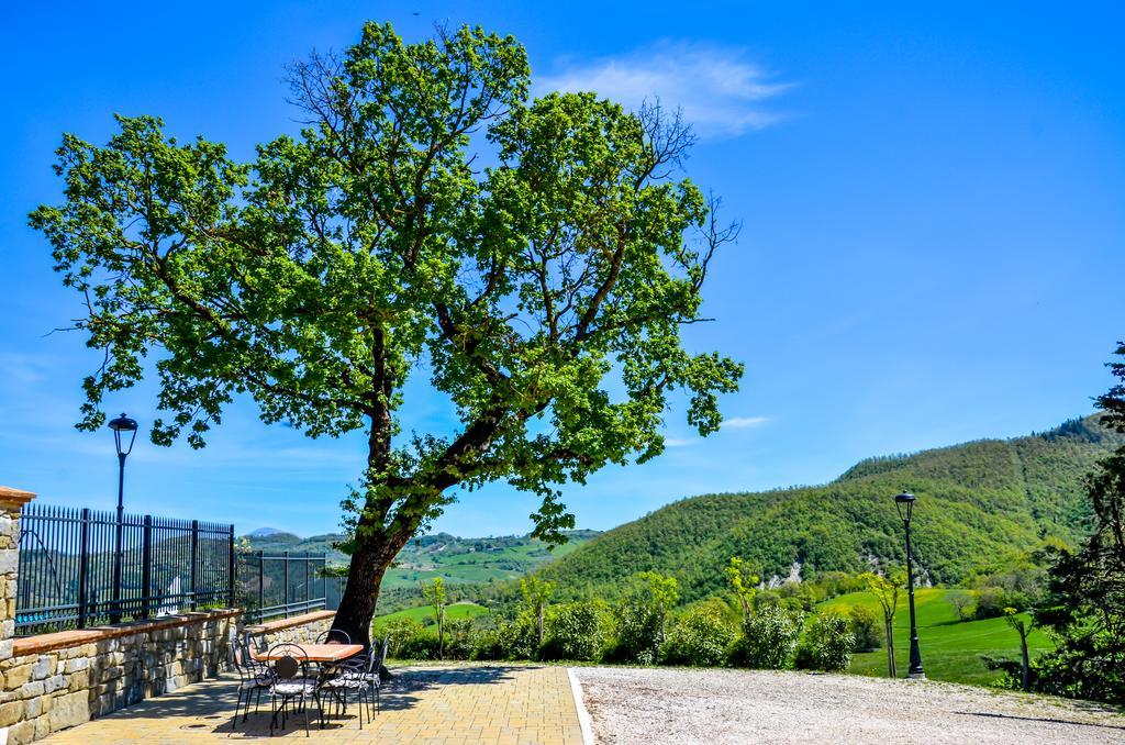 Tenuta Borgo Santa Cecilia Gubbio Extérieur photo