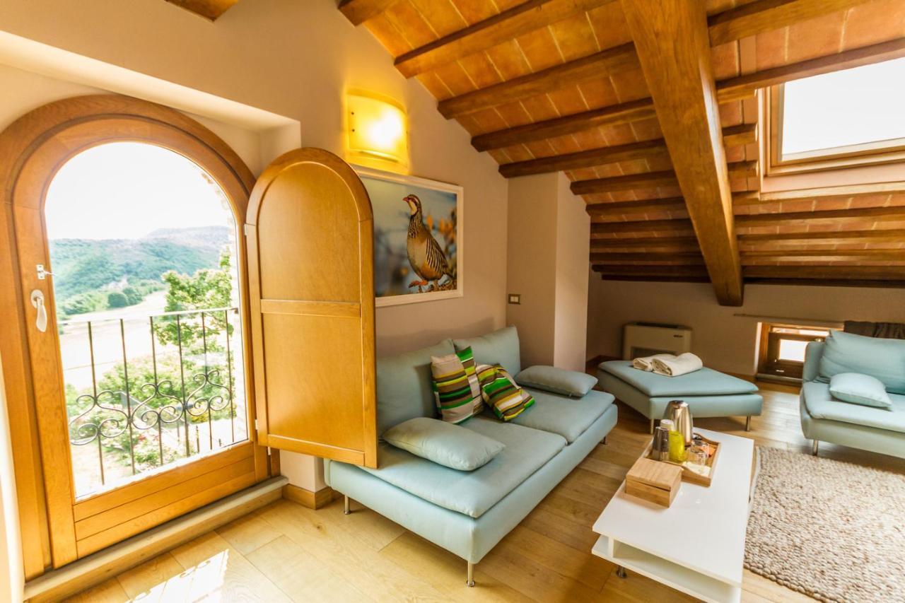 Tenuta Borgo Santa Cecilia Gubbio Extérieur photo